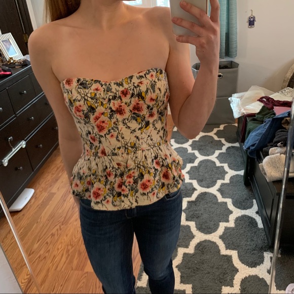 Kimchi Blue Strapless Top - Picture 7 of 12